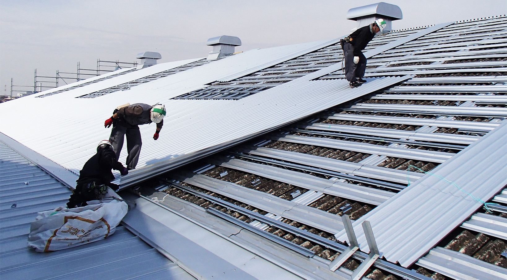 カバールーフ葺き